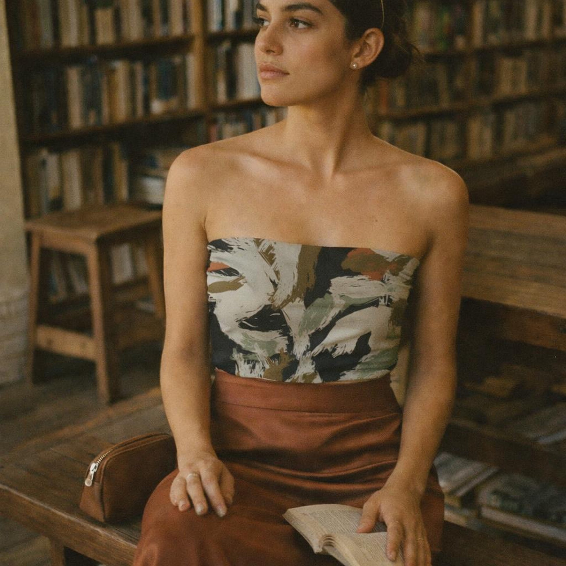 Earth Brush | Tube Top | Abstract Strokes — lifestyle